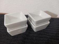 4 Piece White Ceramic Sauce Dishes Seasoning Bowls Sushi Dipping Cups