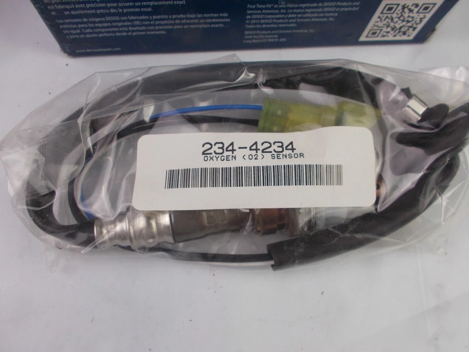 Sensor de oxígeno-4 puertas DENSO 234-4234 se adapta; 99-00' Suzuki Esteem 1.8L-L4 Foto 2 de 3