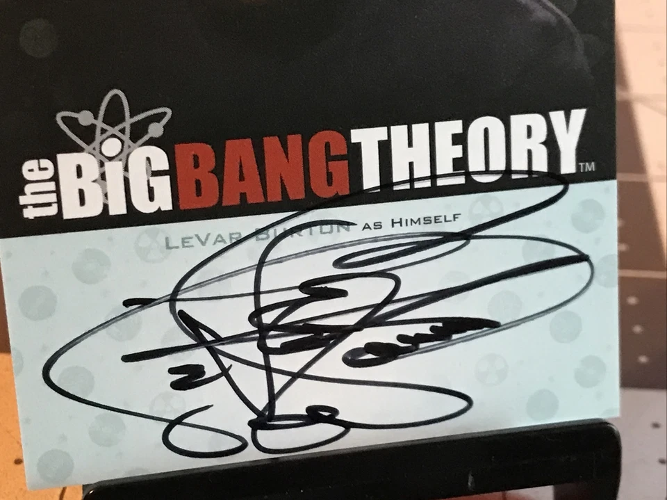 2012 Cryptozoic The Big Bang Theory LeVar Burton A19 Authentic Autograph Card - Image 2 of 4