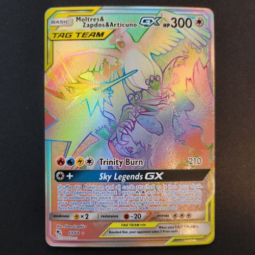 Moltres Zapdos & Articuno GX 69/68 Rainbow Rare Hidden Fates Pokemon