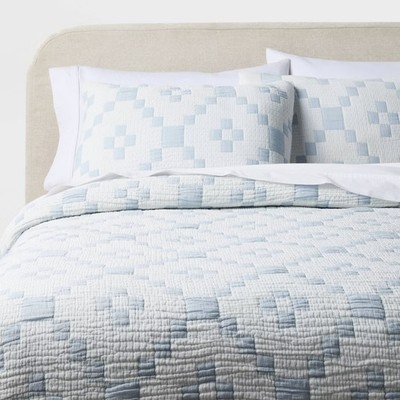 3pc Full/Queen Reversible Lightweight Matelasse Quilt and Shams Set Patchwork