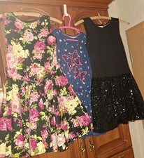 Mädchenkleiderpaket Gr.134/140