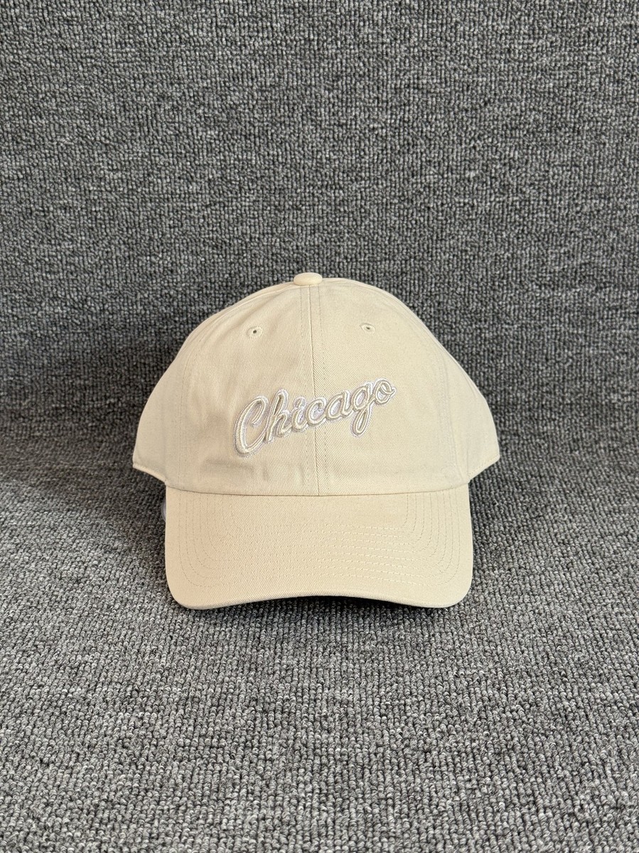 Mitchell & Ness Chicago Dad Hat Strapback Cream Curved Brim Cap