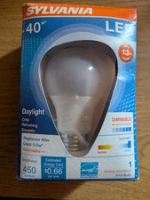 LEDVANCE Sylvania 5.5W LED A19 Bulb, 40W Inc. Retrofit, Dim, E26, 450 lm, 120V,