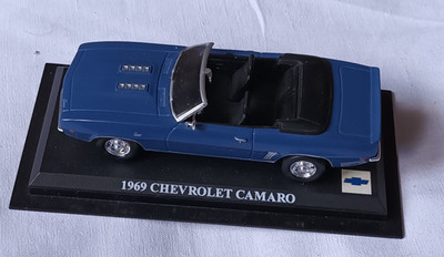 Modellauto CHEVROLET CAMARO  Del Prado   1:43 taubenblau