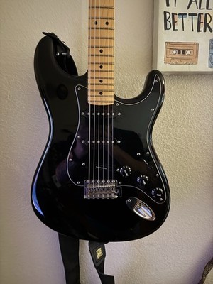Fender Stratocaster 60th Anniversary 2014 Black Solid Body Maple Neck 6-String