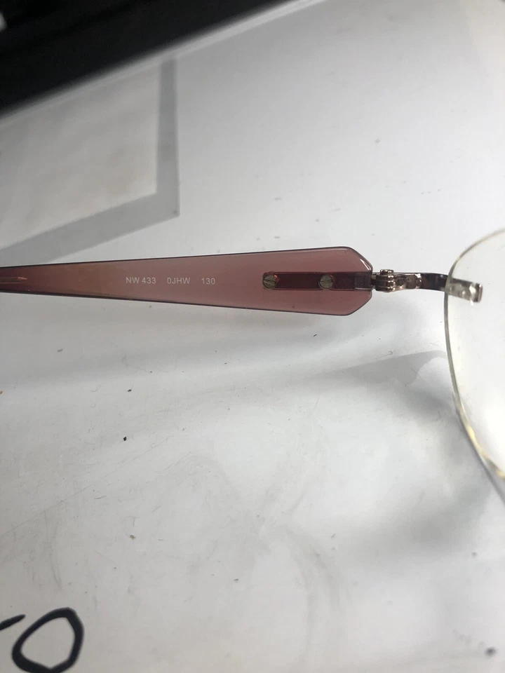 Очки солнцезащитные Nine West NW433 0JHW оправы круглые без оправы черные G358 - Изображение 4 из 4