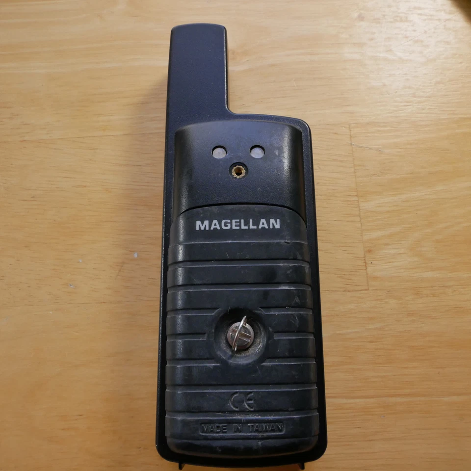 Magellan GPS Pioneer OSGB Navagation Satellite Position Handheld 6in Tall - Image 2 of 4