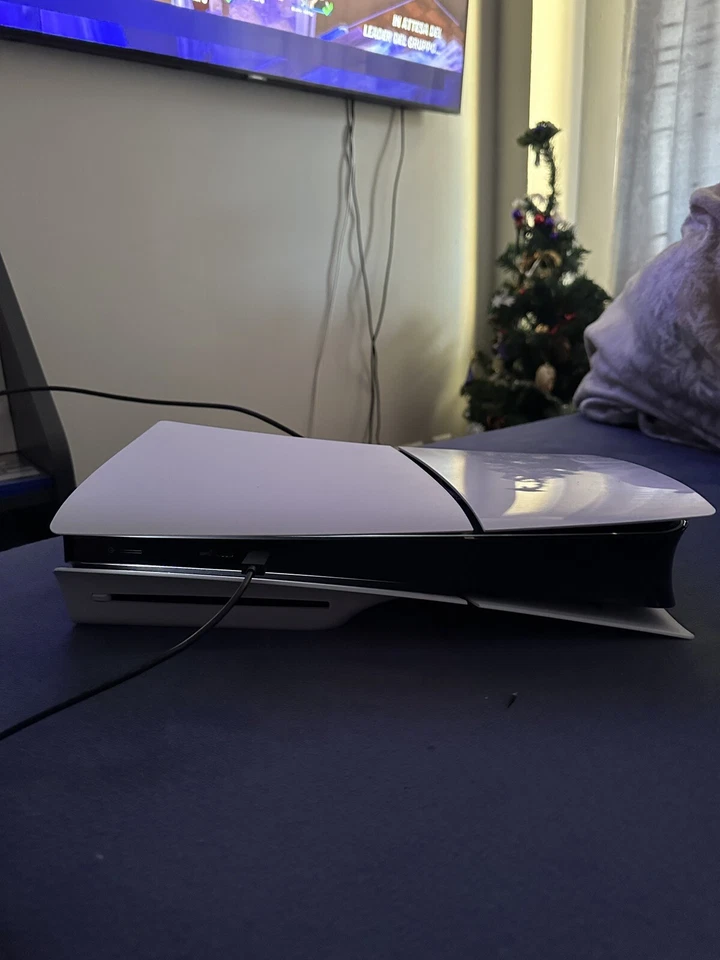 Sony Ps5 Mit 3 Spiele ., Foto 3 von 4