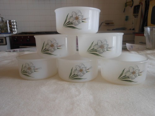 Bol/Ramequin/Sucrier Arcopal Blanc Motif Fleur - Très Bon État