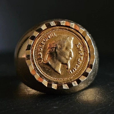 Bague chevalière effigie Napoléon III imitation 10 francs or doré taille 62 - Photo 1/4
