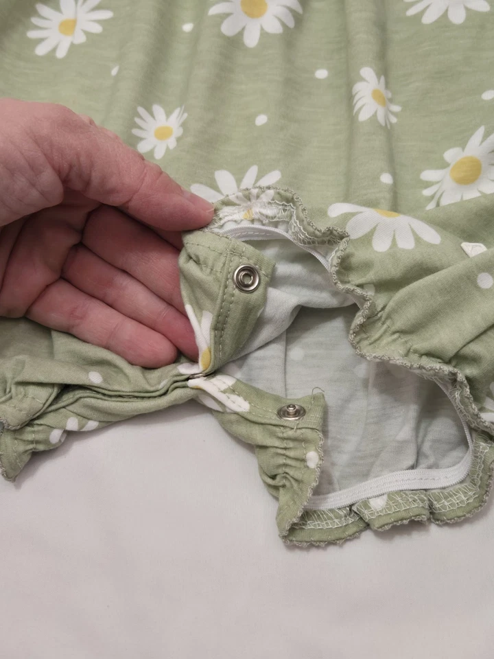 Seven for All Mankind 连体裤 婴儿 女孩 3/6 个月 绿色雏菊  — 第 3/4 张图片