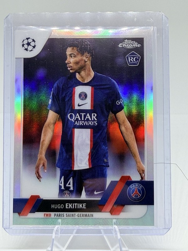 2022-23 Topps Chrome UEFA Club Competitions - Hugo Ekitike #125 Refractor (RC)