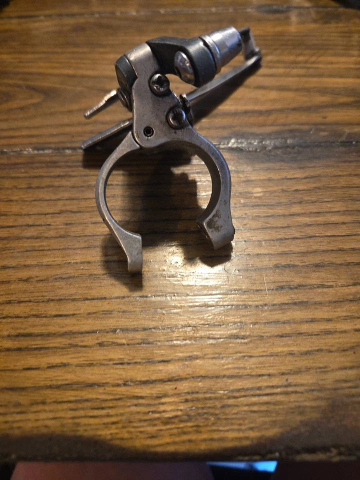 Desviador de bicicleta de carretera delantero vintage Suntour Cyclone 7000 28,6 mm doble blanco Foto 2 de 4