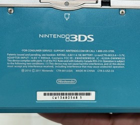 Nintendo 3DS Console Aqua Blue w/ Dock & Accessories - USA Seller