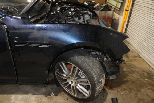 Maserati Ghibli 2014-2020 Front Right Fender Blue Photo - $425