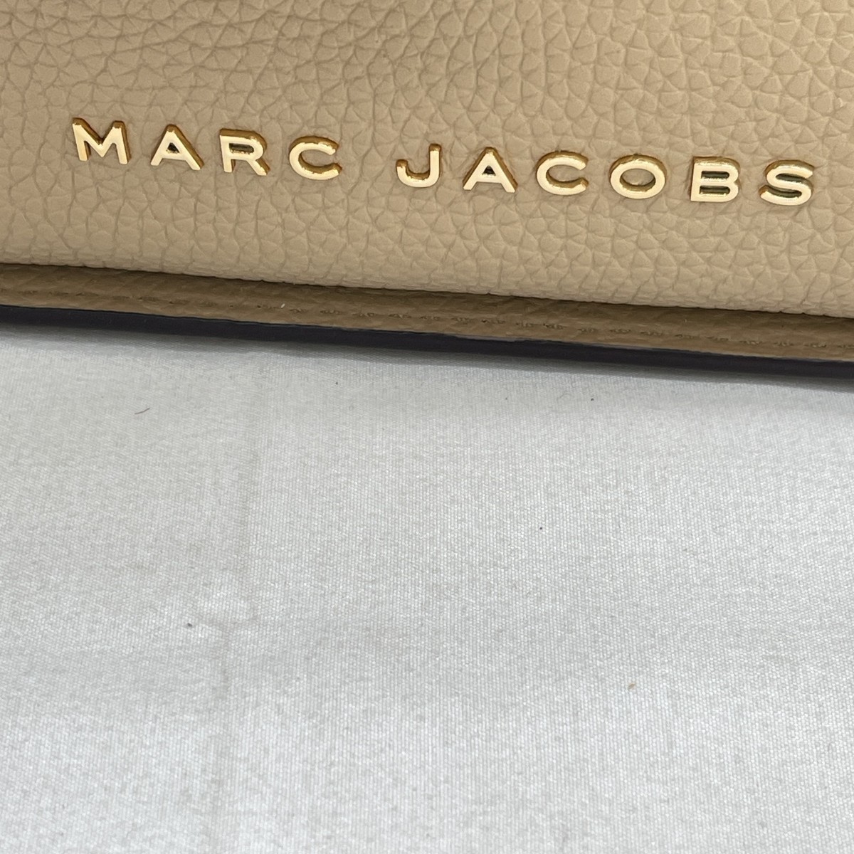Marc Jacobs The Groove Mini Messenger Crossbody Flap Bag