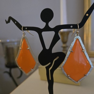 Kendra Scott Authentic Marked NWOT Gold plated wire orange Alexandra earrings