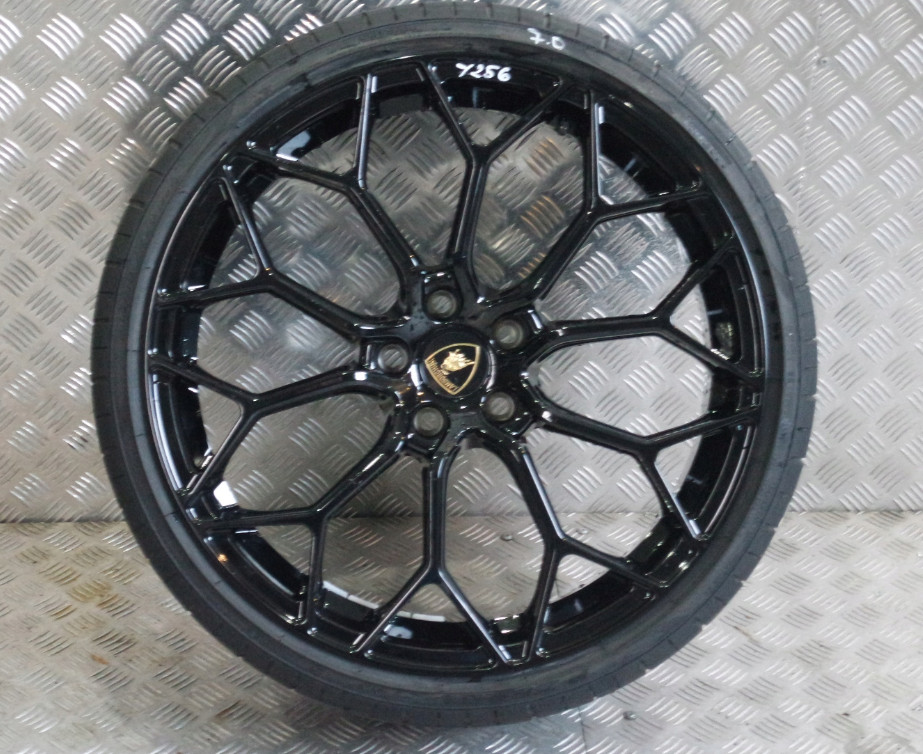 20” Lamborghini Huracan Performante Wheels & Tires Set Black OEM 305/30/20