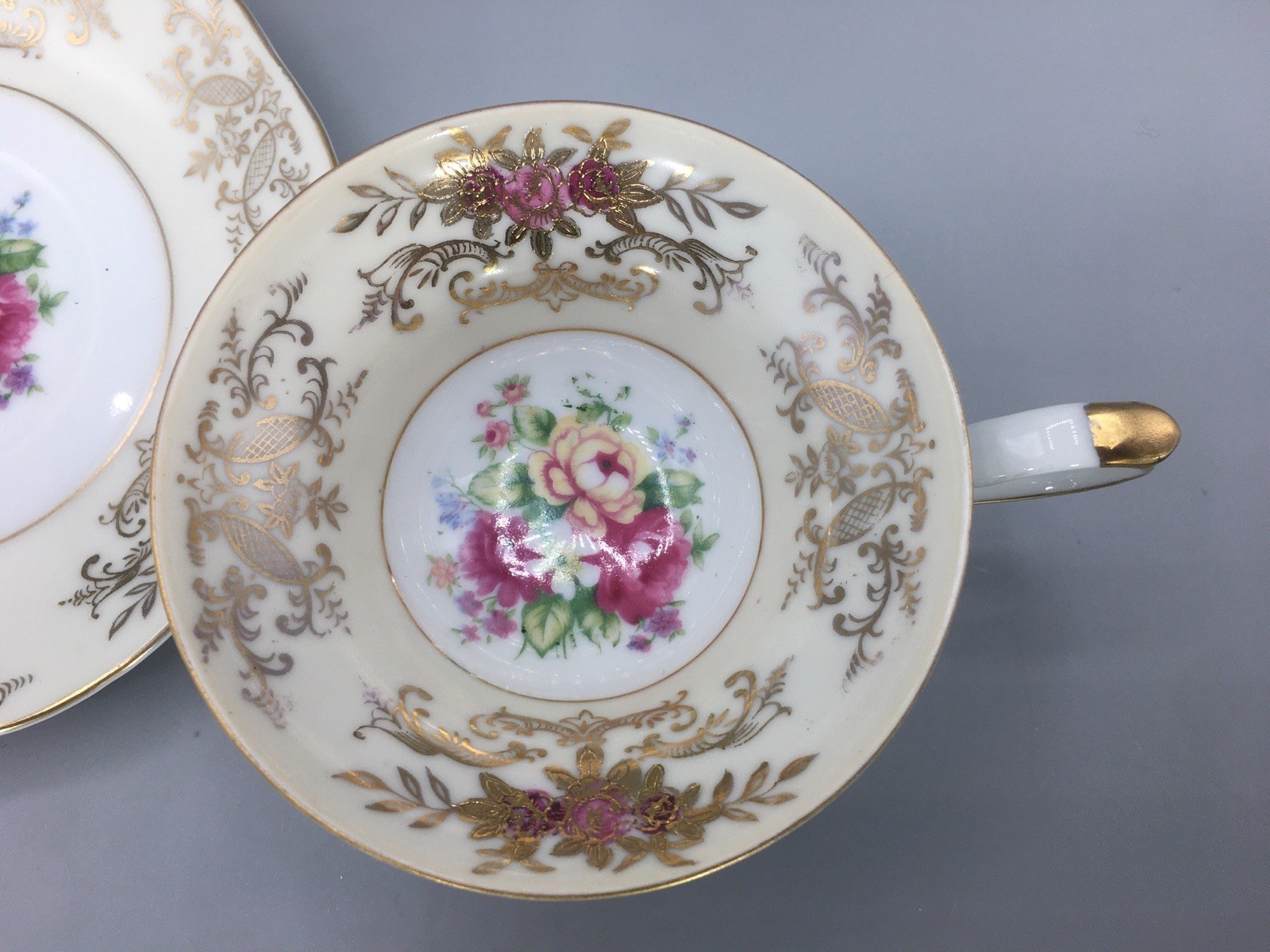 Del Mar Japan Pedestal Teacup & Saucer Hand Painted Raised 24k Gold Lusterware