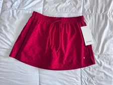New Lululemon Textured Mesh High-Rise Tennis Skirt Red Size Medium Skort Golf