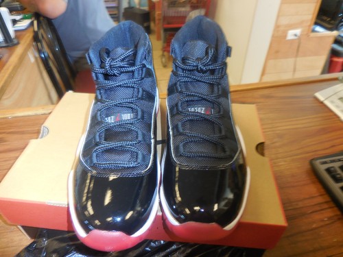 bred 11 size 9