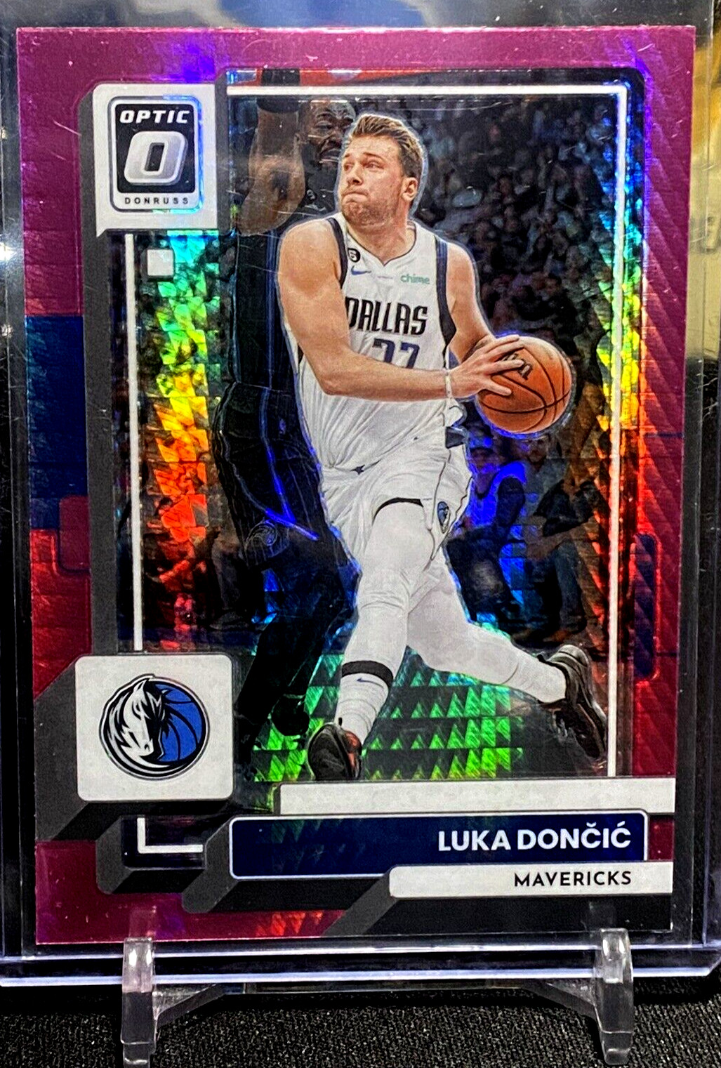 2022-23 Panini Donruss Optic Luka Doncic Pink Hyper #160 Mavs