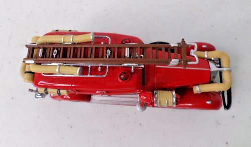 Matchbox Collectibles Models of Yesterday, #YFE03, 1933 Cadillac V10 Fire Wagon - Picture 6 of 13