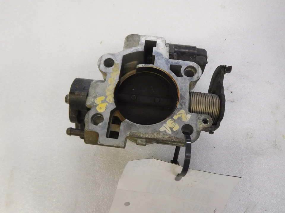 Chrysler Sebring Dodge Avenger 2.5 Engine Throttle Body 1998 1999 2000 Foto 2 de 3