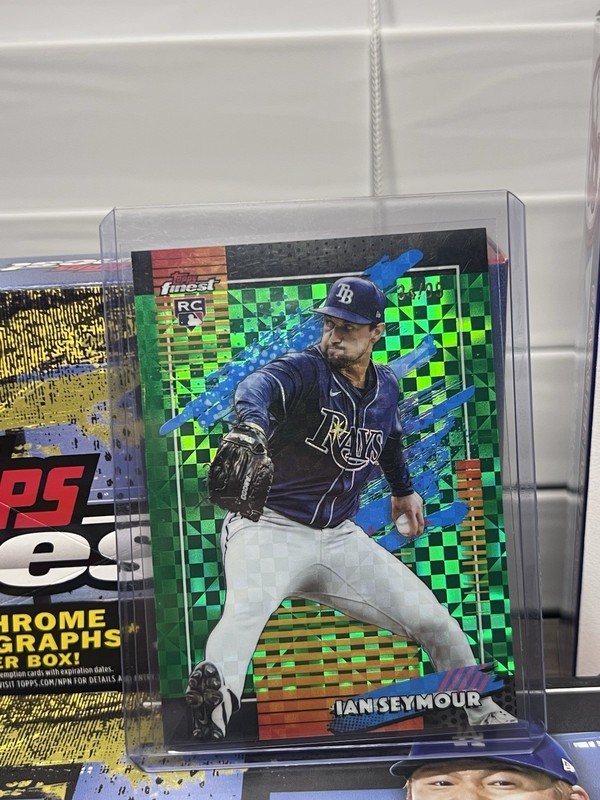 Topps 2025 Topps Finest Ian Seymour RC Green Serial Numbered /99 #134 Rays