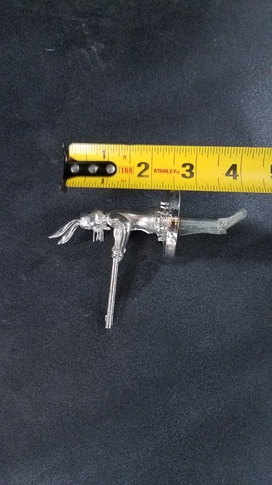 SHOTGUN BUNNY HOOD ORNAMENT SEMITRUCK UNIVERSAL PETERBILT FREIGHTLINER KENWORTH 