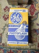 Vintage General Electric GE Photoflash 11 Flashbulbs 11 Original Wrapper Of 8