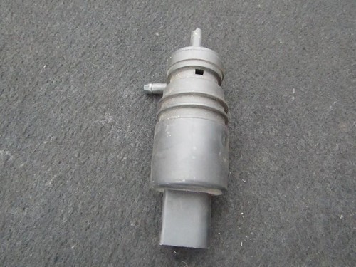 Waschwasserpumpe, Scheibenreinigung  Volkswagen Passat DE257603-66
