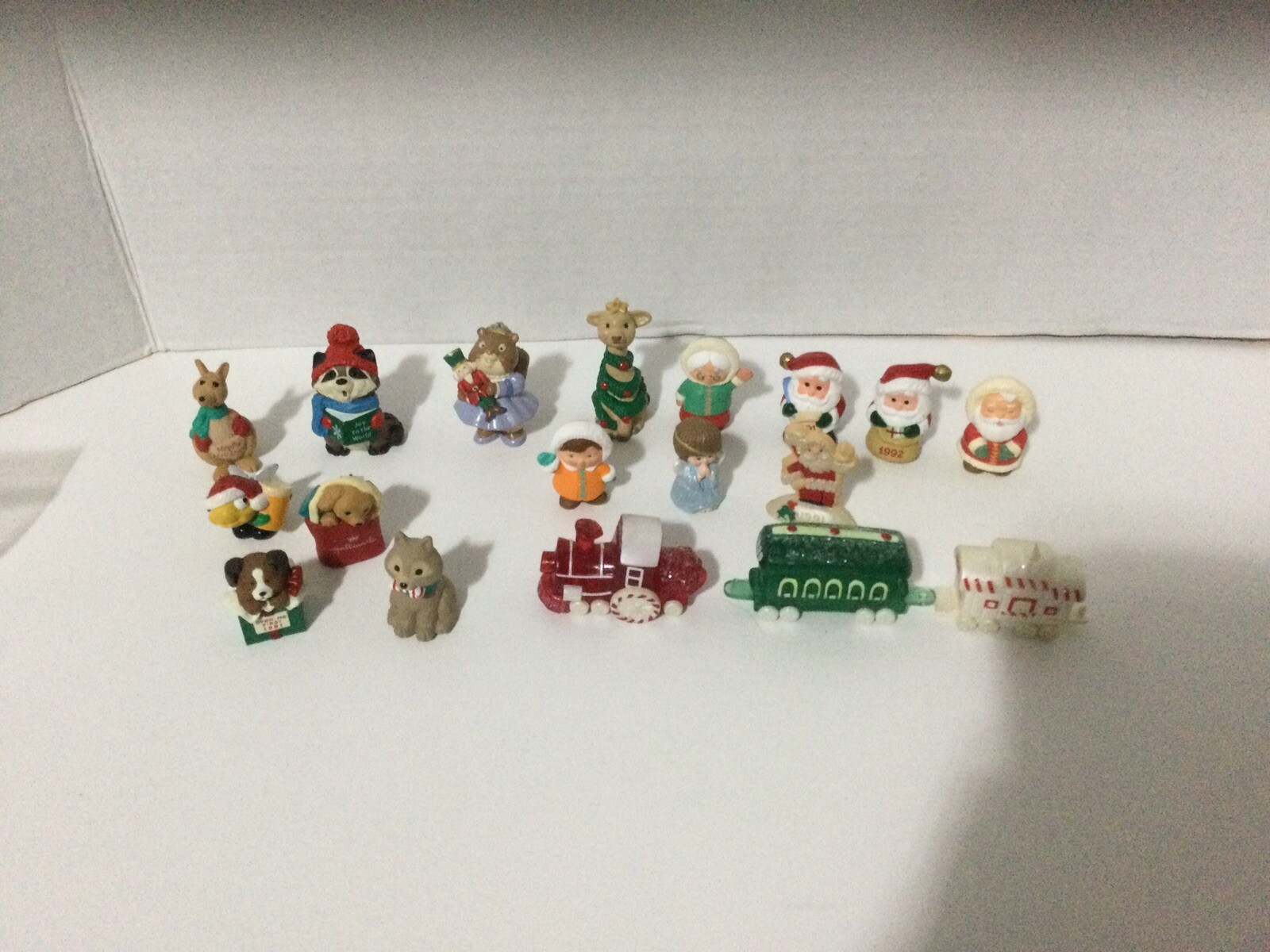 Lot Of 18 Vintage Hallmark Merry Miniatures 1980s 90s Christmas