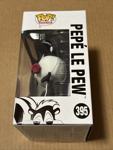 Funko POP! Looney Tunes Pepe Le Pew 2018 Summer Convention Exclusive #395 - Picture 4 of 6