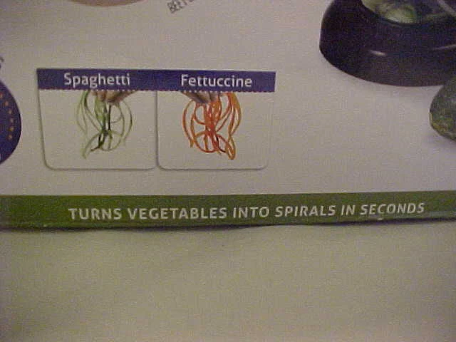 Nuevo ESPIRALIZADOR eléctrico Oster negro fácil de usar espaguetis y fideos Foto 2 de 4