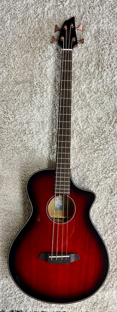 Концерт Breedlove PSCN39BCEMYMY Pursuit Exotic на концерте Sunset Burst AcousticElec Bass 84390₽