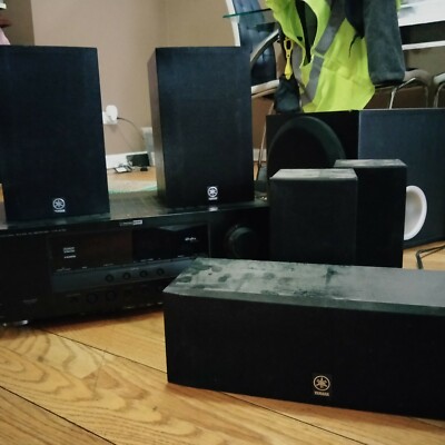 Yamaha HTR 6130 5.1  Receiver w/5 Home theater speakers + Sub model #YST-SW012