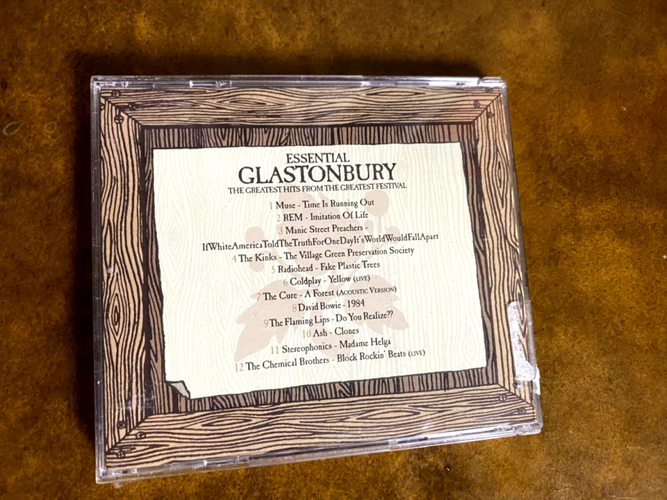 Q Essential Glastonbury CD- (2004) Muse Radiohead Bowie Kinks REM Cure Coldplay Foto 4 de 4