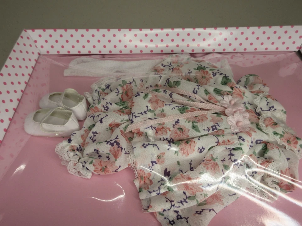 Conjunto de muñeca Patsy's Ice Cream Party Tonner 10" Patsy Foto 4 de 4