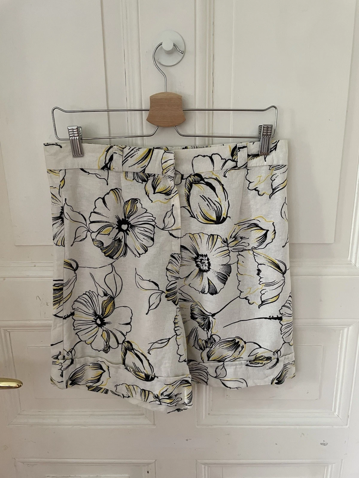 Self Made Linen Floral Shorts - Size EUR 38