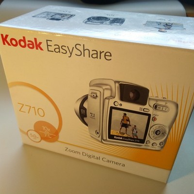 Kodak EasyShare Z710 Digitalkamera 24x36mm Silber Gebraucht in OVP