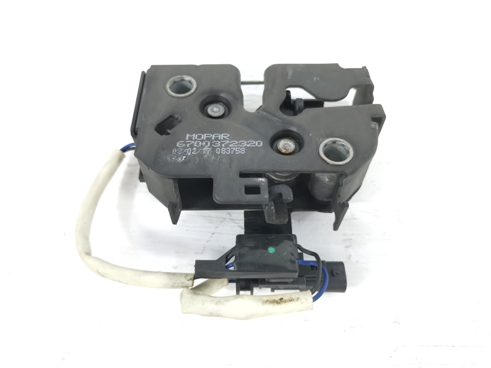 Maserati Levante 2017 AWD 3.0 Front Left Side Bonnet Hood Lock Latch 6700372320