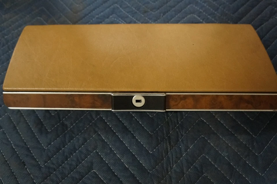 Mercedes Benz 380 SL 1985 puerta guantera Foto 3 de 4