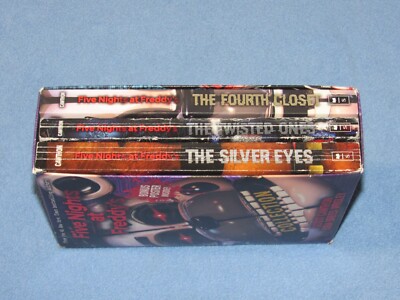 FIVE NIGHT'S AT FREDDY'S (3-Book Box Set) SILVER EYES~TWISTED ONES