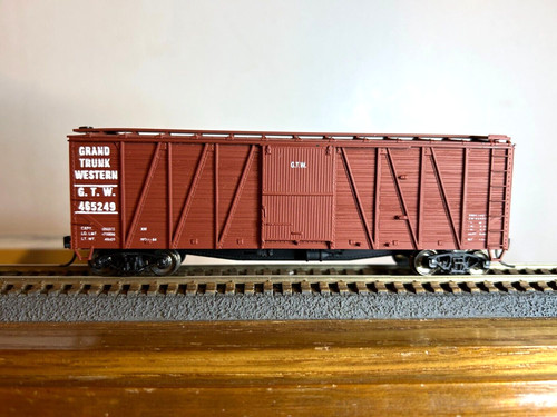 ACCURAIL #????  GTW "B.C.Red" 40' O.B. Coche de caja de madera #465249 con KadeesH.O. 1:87 | Zustand: New
