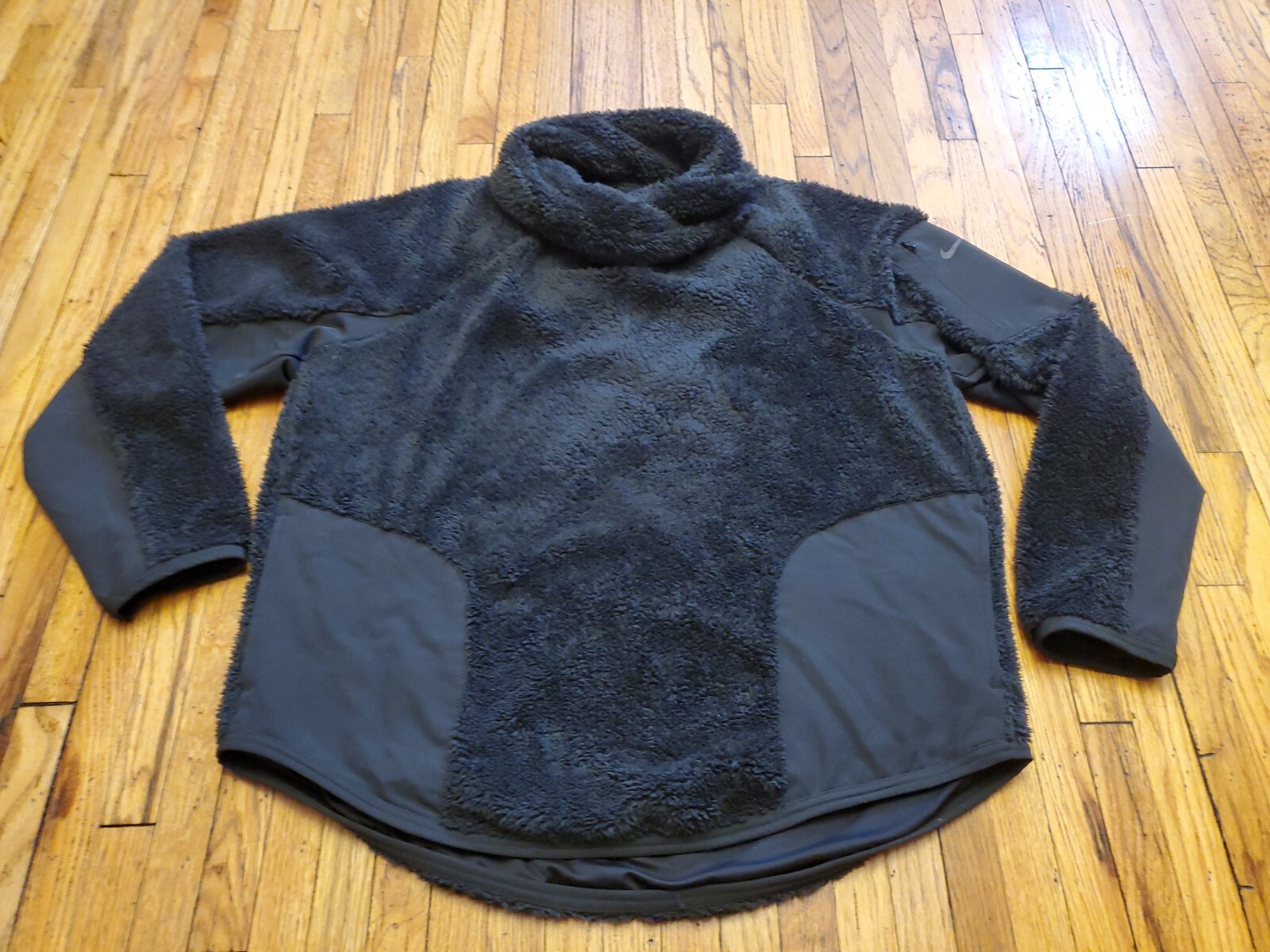 Nike Sherpa Therma Black Fleece 