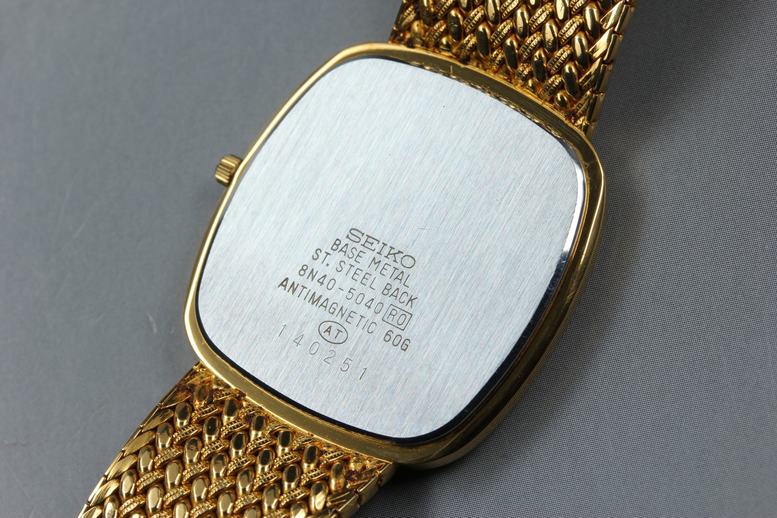 MINT] Seiko Dolce 8N40-5040 Gold Square 30mm Quartz … - Gem