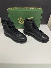 Danner Mens 26223 Gore-Tex Waterproof Stalwart Black Duty Boots New Size 9 NEW