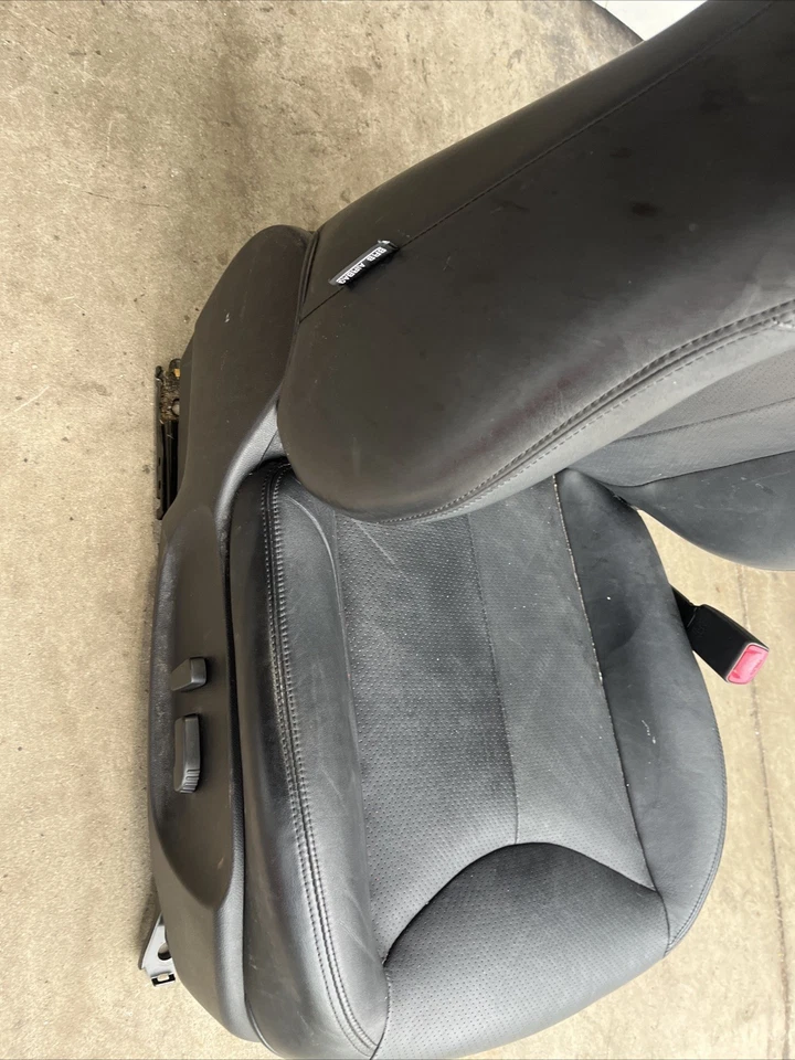 2010 13 Infiniti G37 Coupe RH Side Seat Black Color Works Good - Image 4 of 4